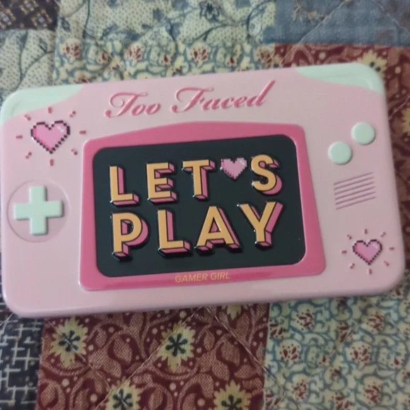 Mini Eye Shadow Palette - Picture 5 of 6